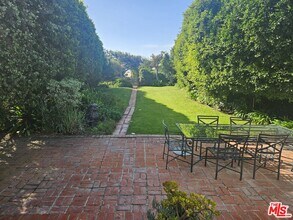 30838 Broad Beach Rd in Malibu, CA - Building Photo - Building Photo