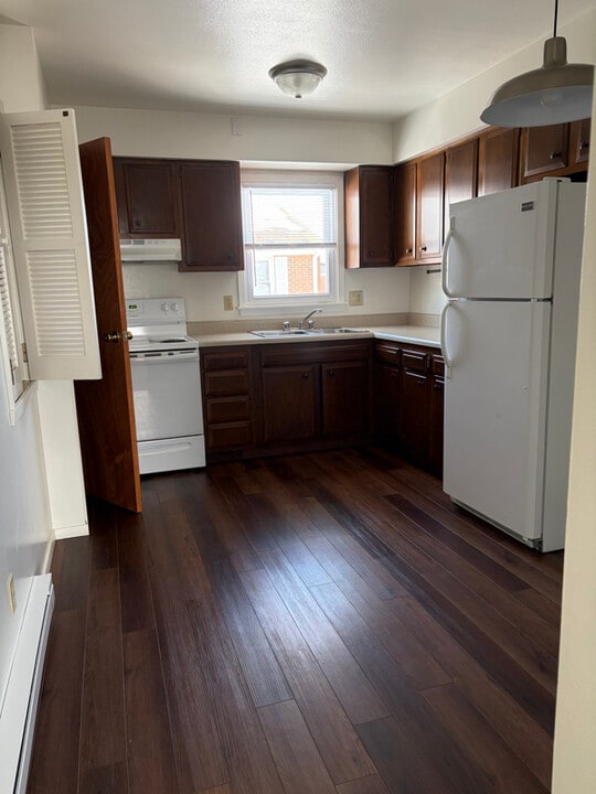 1717 Moore St, Unit 2 in Fremont, OH - Building Photo