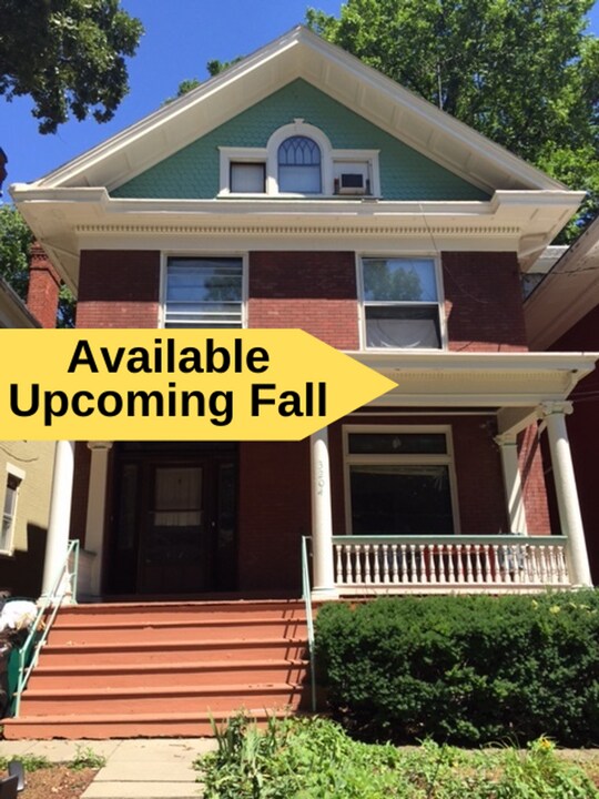 3204 Bishop St in Cincinnati, OH - Building Photo