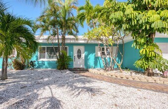 4222 Miller Dr in St Pete Beach, FL - Building Photo - Building Photo
