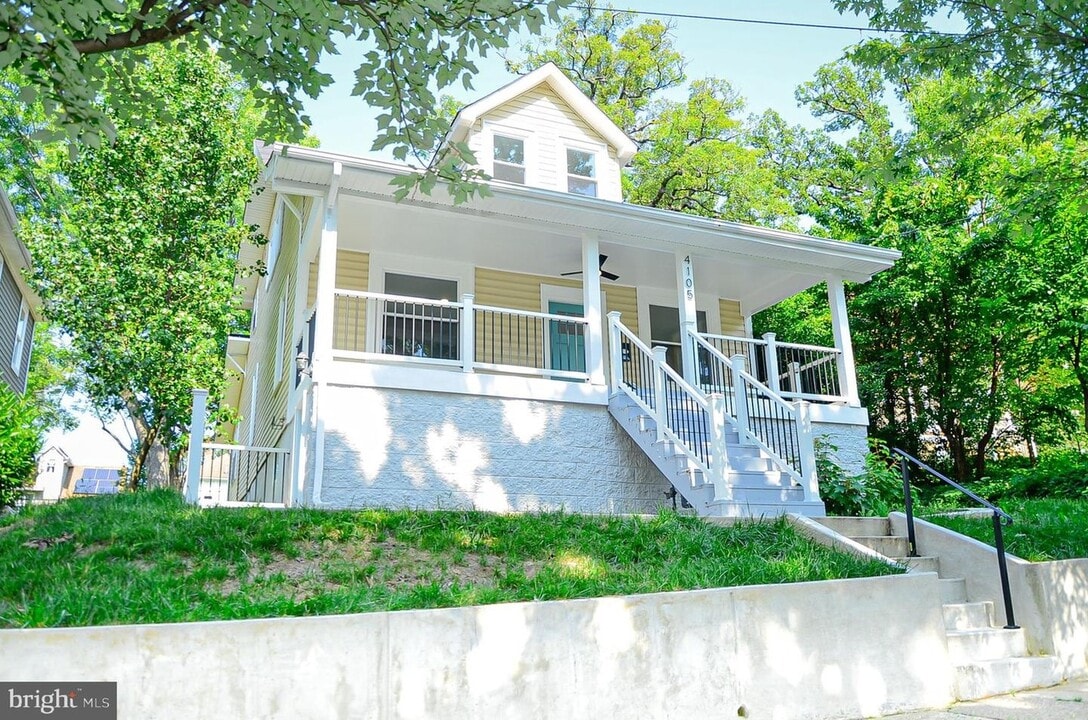 4105 30th St in Mount Rainier, MD - Building Photo