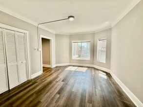 9213 S Laflin St in Chicago, IL - Foto de edificio - Building Photo