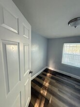 2267 Calvin St in Jacksonville, FL - Building Photo - Building Photo