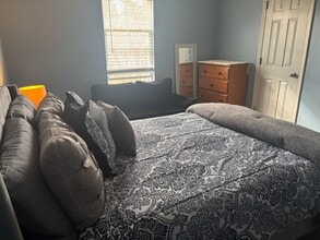 1207 Summerfield Ln E in Creedmoor, NC - Foto de edificio - Building Photo