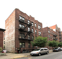 1350 E 18th St Apartments