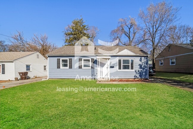 823 W Bartlett Ct in Peoria, IL - Building Photo - Building Photo