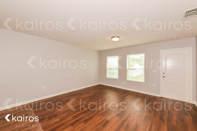 433 Church Ave NW in Port Charlotte, FL - Building Photo - Building Photo