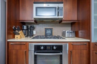 1118-712 12 Ave SW in Calgary, AB - Building Photo - Building Photo