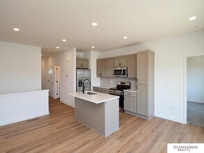 14806 Bruning St in Bennington, NE - Building Photo - Building Photo