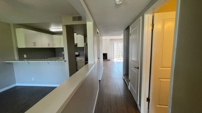 1109 Camino Del Valle in Alameda, CA - Building Photo - Building Photo