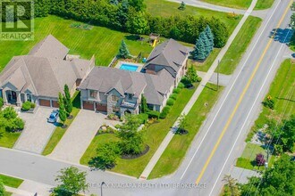 50 Sandalwood Cres in Niagara-On-The-Lake, ON - Building Photo - Building Photo