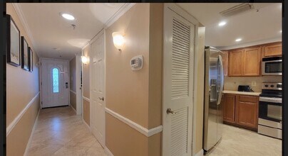 381 Santa Rosa Blvd in Fort Walton Beach, FL - Foto de edificio - Building Photo