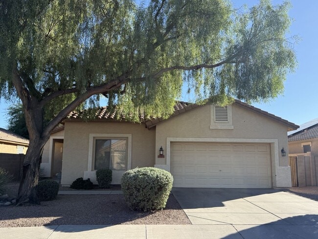 property at 4405 E Cherry Hills Dr