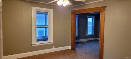 417 Highland Ave in East Syracuse, NY - Building Photo - Building Photo