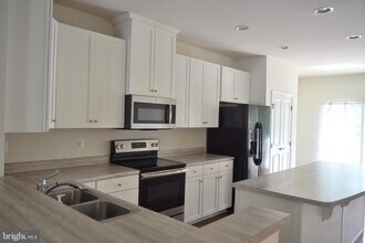 8659 Rosecrans Ln in Spotsylvania, VA - Building Photo - Building Photo