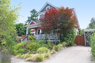 4418 NE 11th Ave in Portland, OR - Building Photo