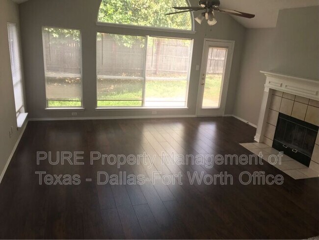 6208 Bowin Dr in Fort Worth, TX - Building Photo - Building Photo