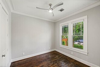542 W 26th St in Houston, TX - Building Photo - Building Photo
