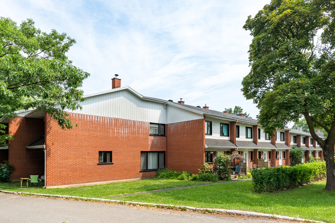 3468A Sainte-Foy Ch in Québec, QC - Building Photo