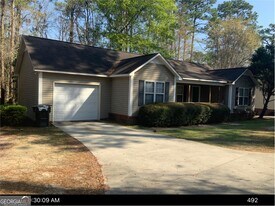 301 Aldred Ave in Statesboro, GA - Building Photo