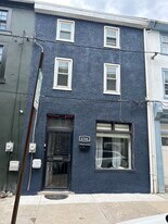 4346 Cresson St in Philadelphia, PA - Building Photo