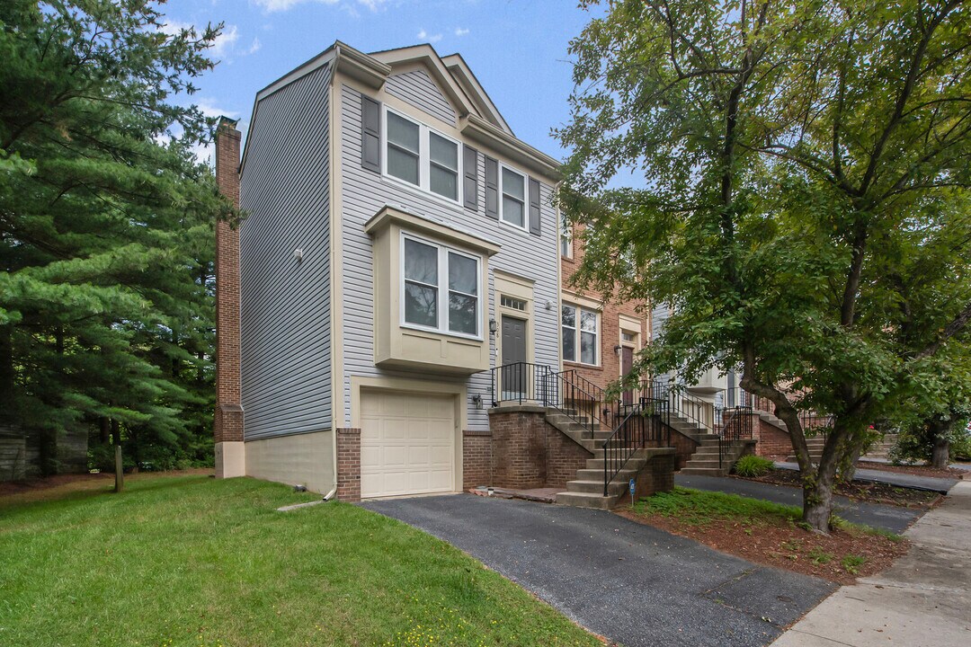 308 Leafcup Rd in Gaithersburg, MD - Building Photo