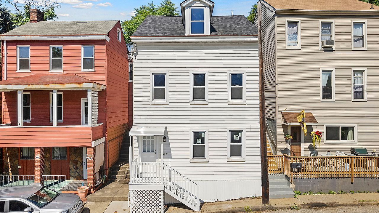 529 Spruce St in Millvale, PA - Building Photo