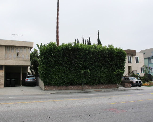 1532 S. Bundy Dr. in Los Angeles, CA - Building Photo - Building Photo