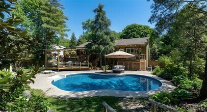 602 Palmer Dr in Nyack, NY - Building Photo - Building Photo