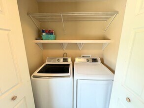 16950 Lensman Dr in St. Robert, MO - Building Photo - Building Photo