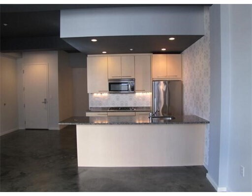 40 Fay St-Unit -207 in Boston, MA - Building Photo - Building Photo