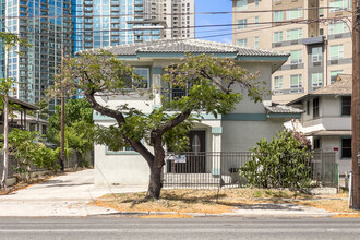 1867 Kapiolani Blvd in Honolulu, HI - Building Photo - Building Photo