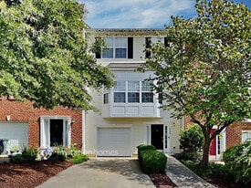 8704 Winding River Way in Raleigh, NC - Building Photo