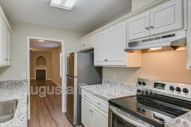 property at 101 Kelly Dr