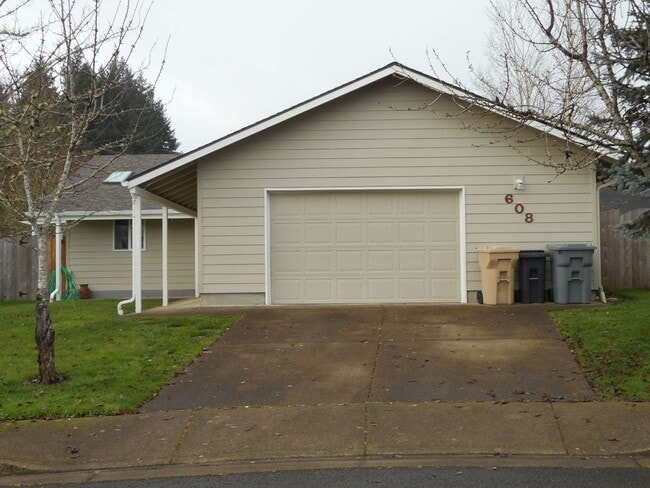 property at 608 Dove Pl