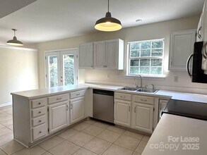 9037 Castlebay Dr in Charlotte, NC - Building Photo - Building Photo