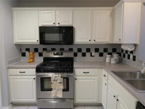 13400 Bolivia Dr in Austin, TX - Building Photo - Building Photo