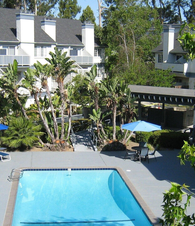 1021 Southwood Dr, Unit #H in San Luis Obispo, CA - Foto de edificio