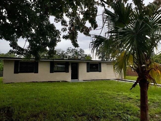 property at 1822 Harding Ave