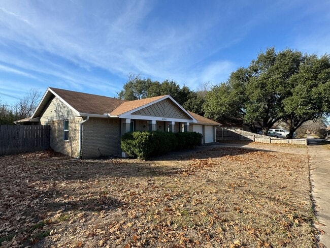 property at 4310 Prairie Dr