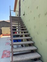 1315 Pennsylvania Ave, Unit Just Outside Downtown in Los Angeles, CA - Building Photo