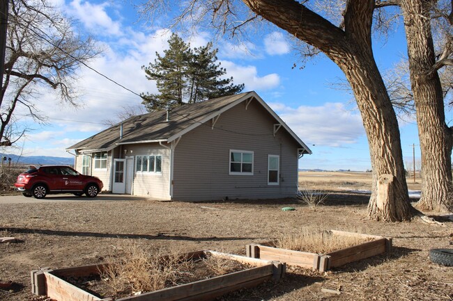 20550 Weld County Rd 7 in Berthoud, CO - Foto de edificio - Building Photo