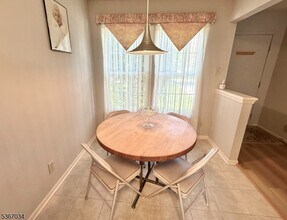 82 Castleton Rd in Princeton, NJ - Building Photo - Building Photo