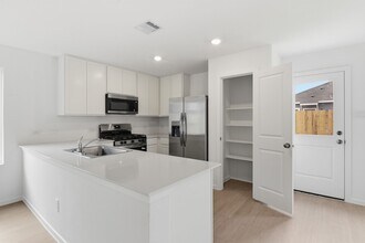 15696 Plum Brk Dr in Conroe, TX - Building Photo - Building Photo