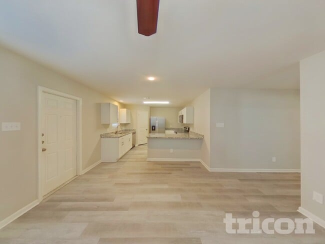 15673 Briar Frst Dr in Cut And Shoot, TX - Building Photo - Building Photo