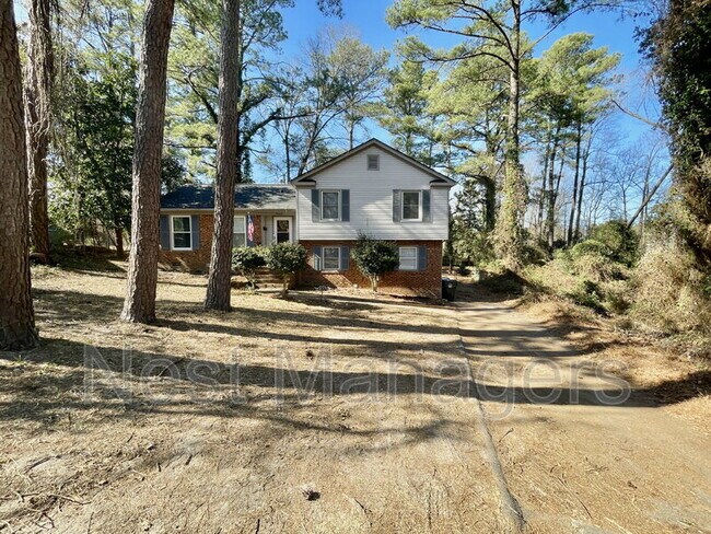 452 Cloverhill Pl in Fayetteville, NC - Building Photo - Building Photo