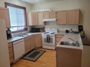 2020 Mill Ave in Bellingham, WA - Building Photo - Building Photo