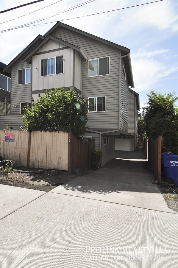 property at 5226 Brooklyn Ave NE