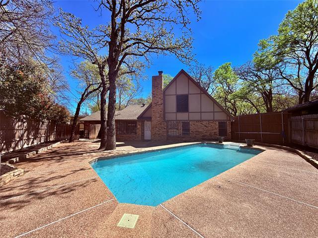property at 4804 Fawn Valley Ct