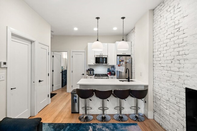 309 Saratoga St, Unit #1